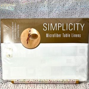 Simplicity Microfiber Tablecloth